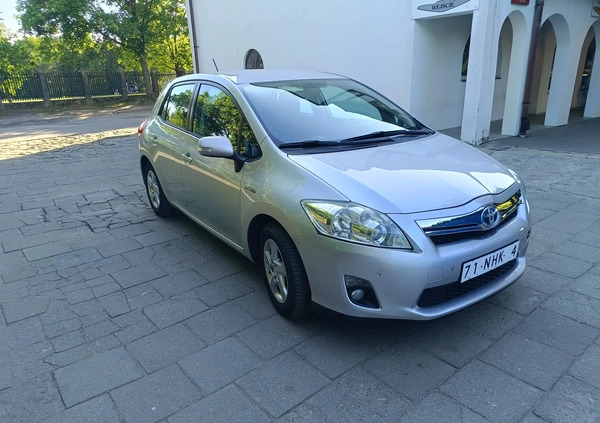 Toyota Auris cena 32000 przebieg: 228000, rok produkcji 2010 z Warszawa małe 631